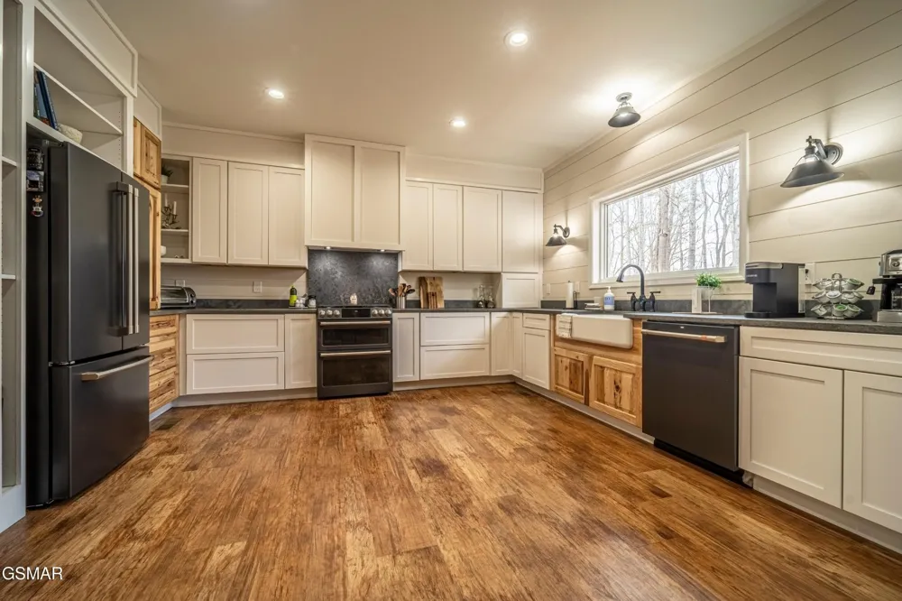 226 Meadowood Road Newport, TN 37821