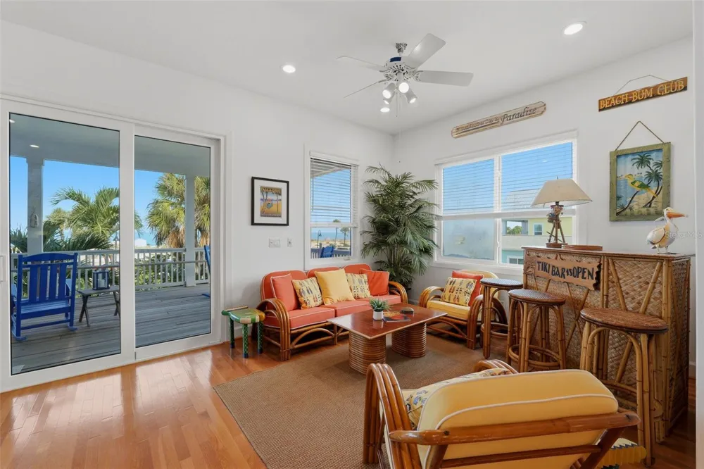 106 2ND AVENUE St Pete Beach, FL 33706