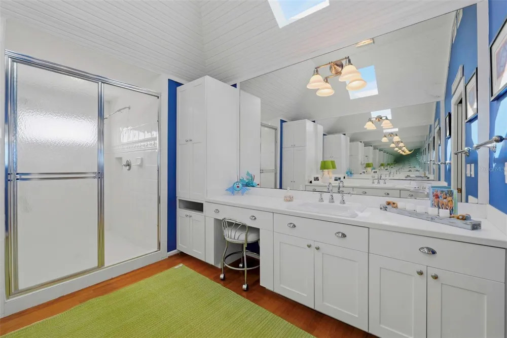 106 2ND AVENUE St Pete Beach, FL 33706
