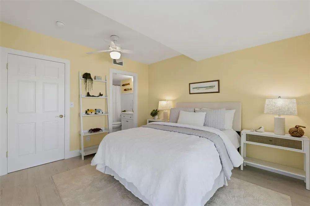 106 2ND AVENUE St Pete Beach, FL 33706