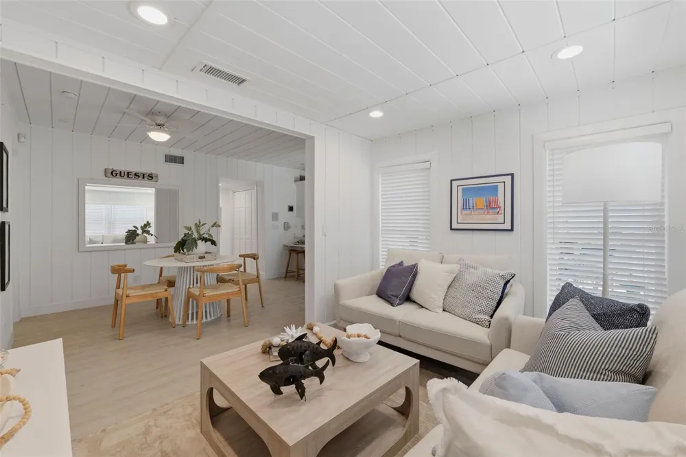 106 2ND AVENUE St Pete Beach, FL 33706