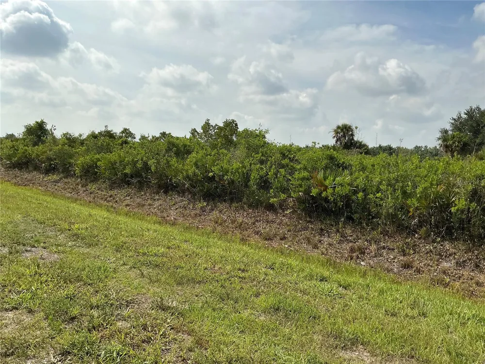 20692 NW 282ND STREET Okeechobee, FL 34972