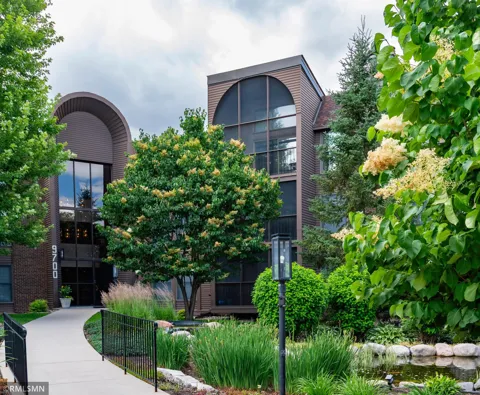 9700 Portland Avenue S #330