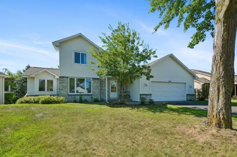 9142 Woodhall Crossing