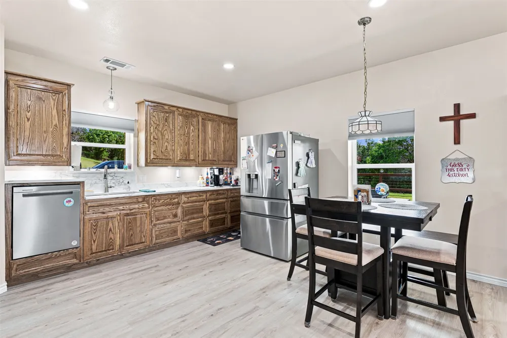 211 County Road 1511 Morgan, TX 76671