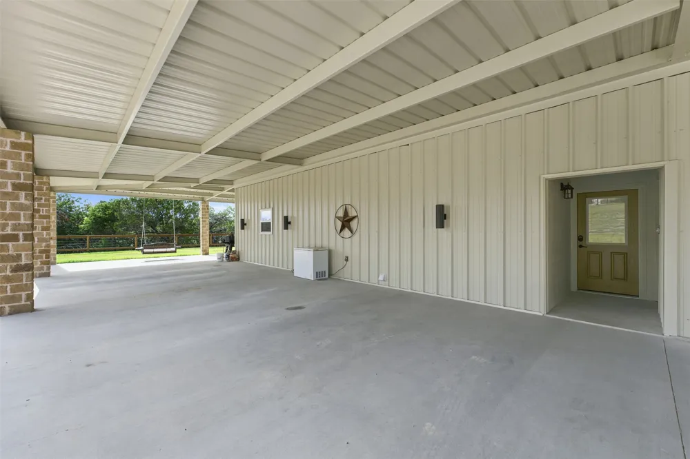 211 County Road 1511 Morgan, TX 76671