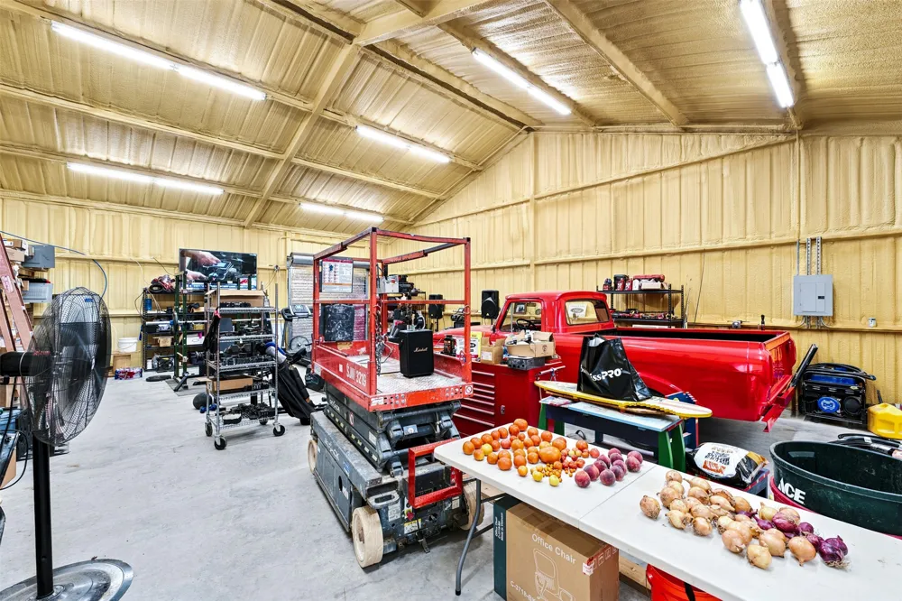 211 County Road 1511 Morgan, TX 76671