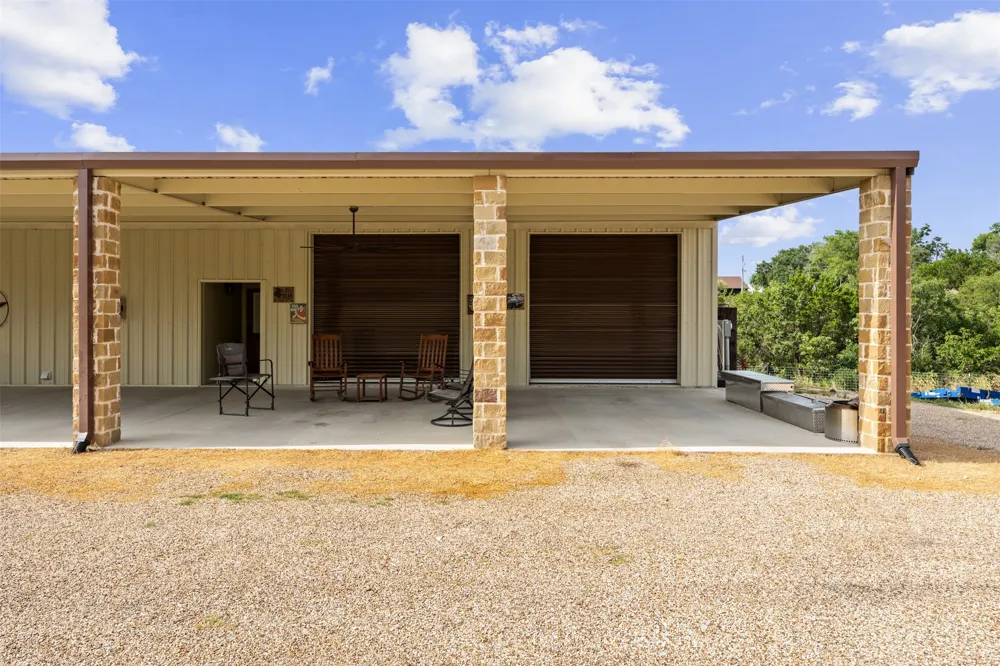 211 County Road 1511 Morgan, TX 76671