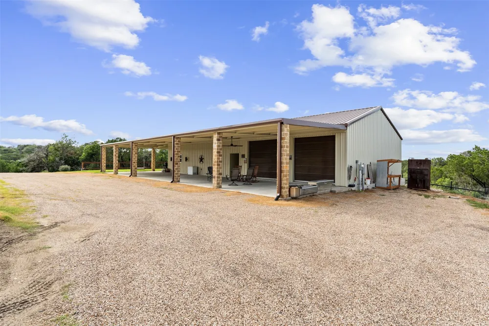211 County Road 1511 Morgan, TX 76671
