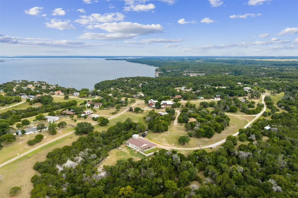 211 County Road 1511 Morgan, TX 76671