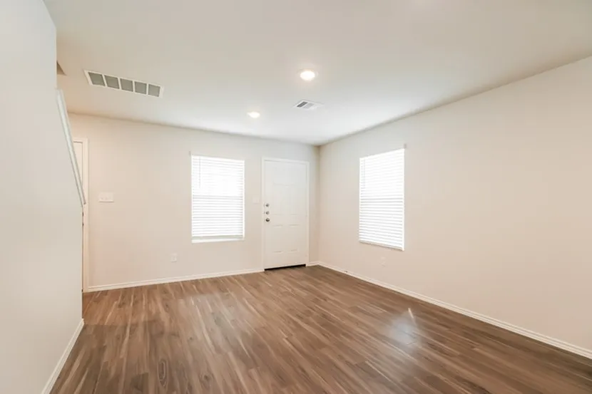 506 Sussex Place Everman, TX 76140