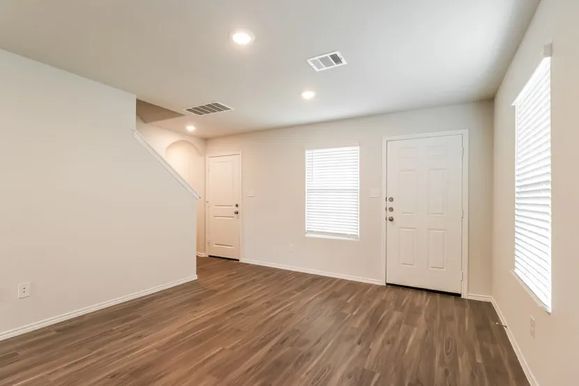 506 Sussex Place Everman, TX 76140