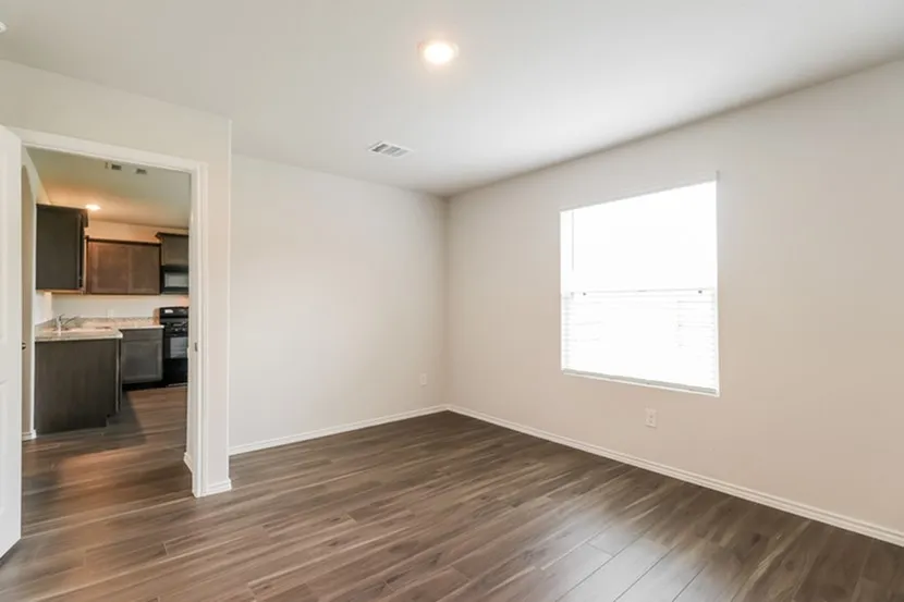 506 Sussex Place Everman, TX 76140