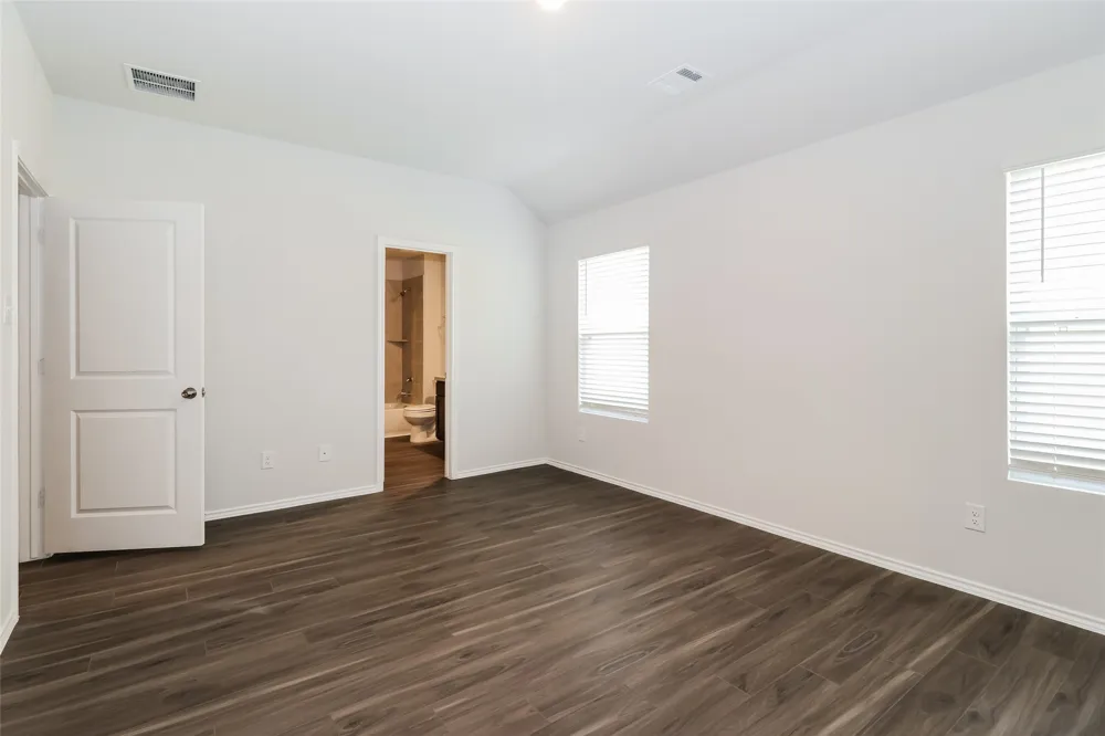 500 Woodhouse Way Everman, TX 76140
