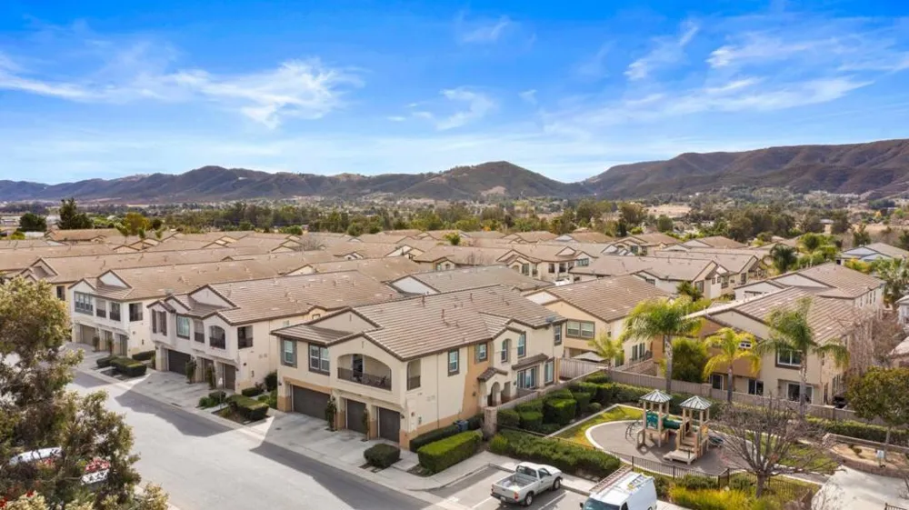 25265 Windy Cove Street #1 Murrieta, CA 92562