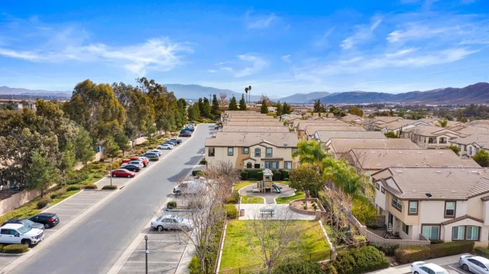 25265 Windy Cove Street #1 Murrieta, CA 92562