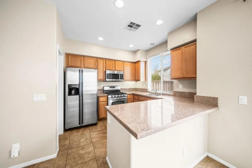 25265 Windy Cove Street #1 Murrieta, CA 92562