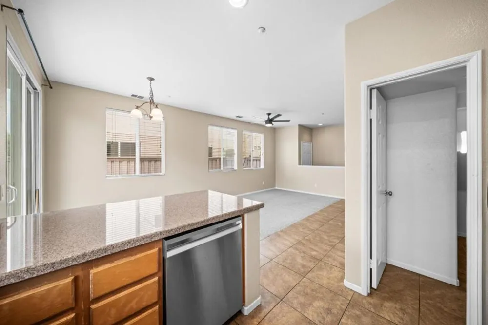 25265 Windy Cove Street #1 Murrieta, CA 92562
