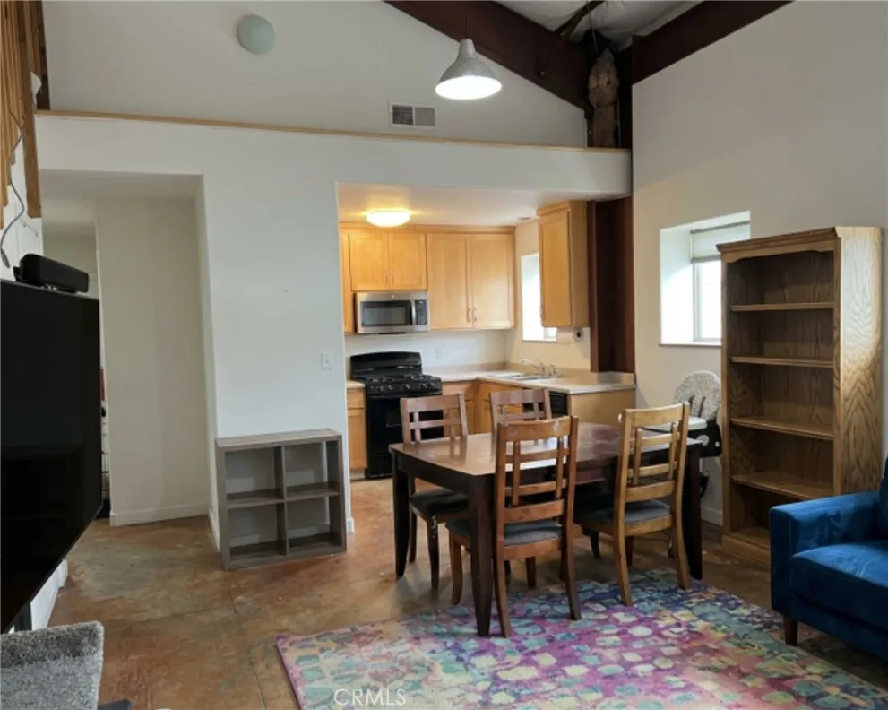 412 Border Frazier Park, CA 93225