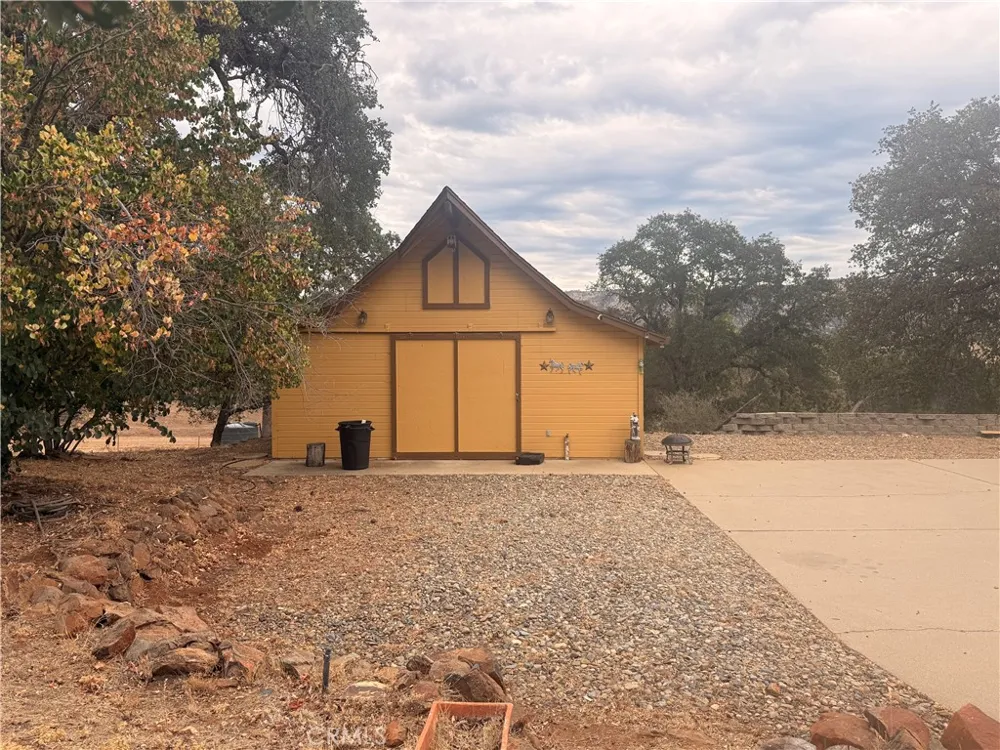 4985 Owens Creek Catheys Valley, CA 95306