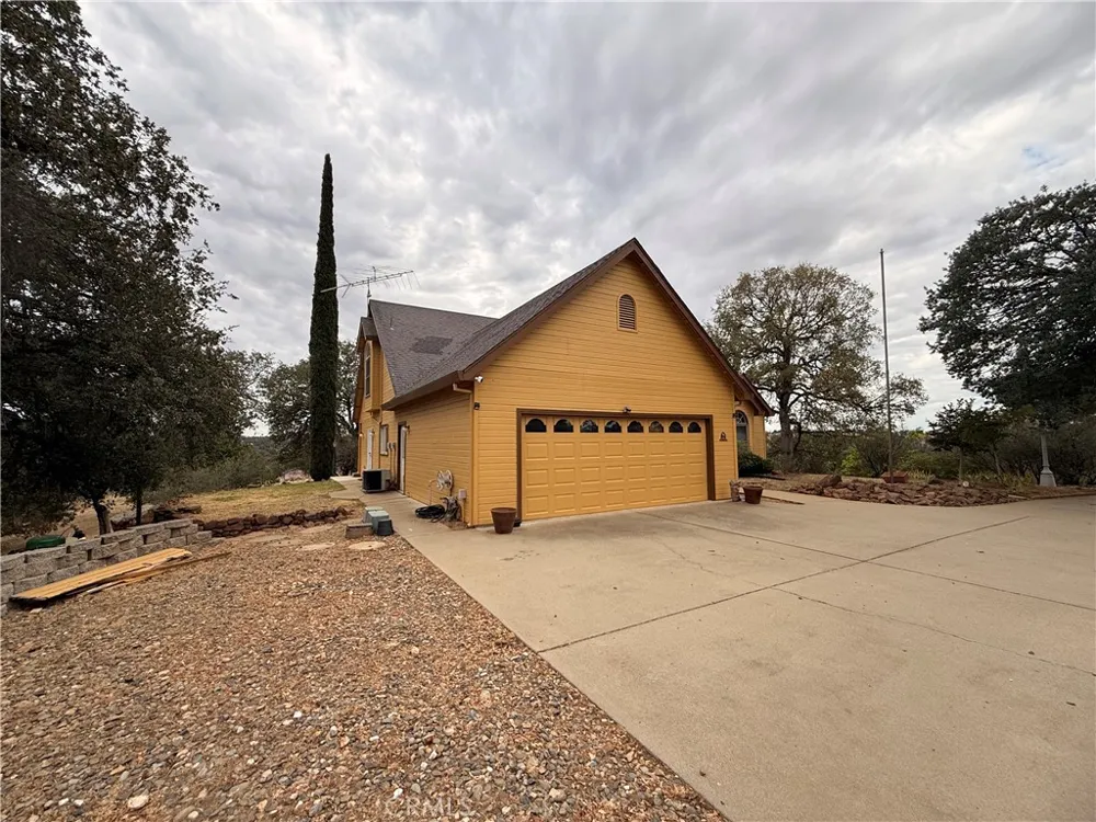 4985 Owens Creek Catheys Valley, CA 95306