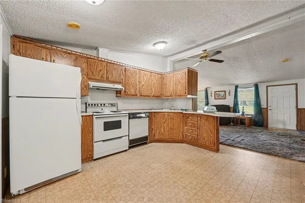 812 Forest Hills School Road Marshville, NC 28103