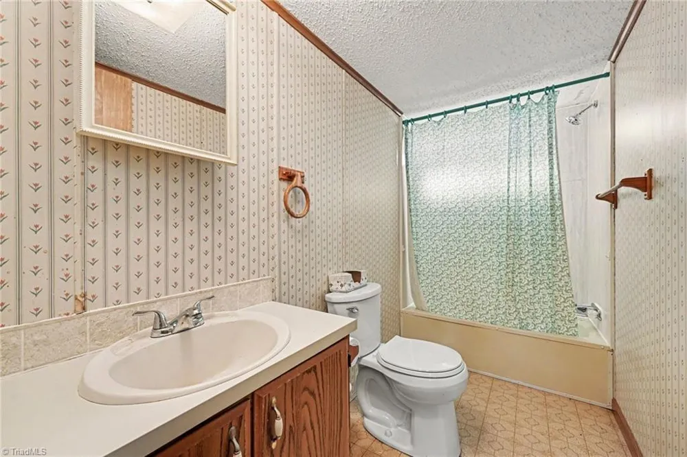 812 Forest Hills School Road Marshville, NC 28103