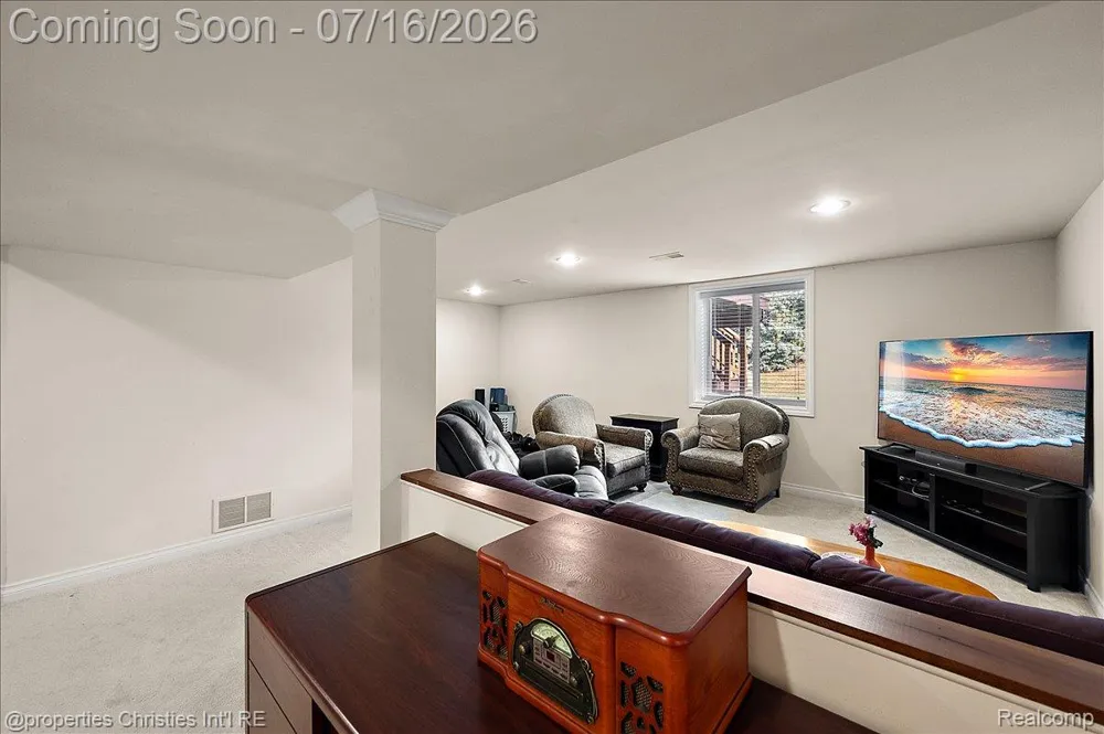 3181 Ivy Lane Grand Blanc Charter Township, MI 48439