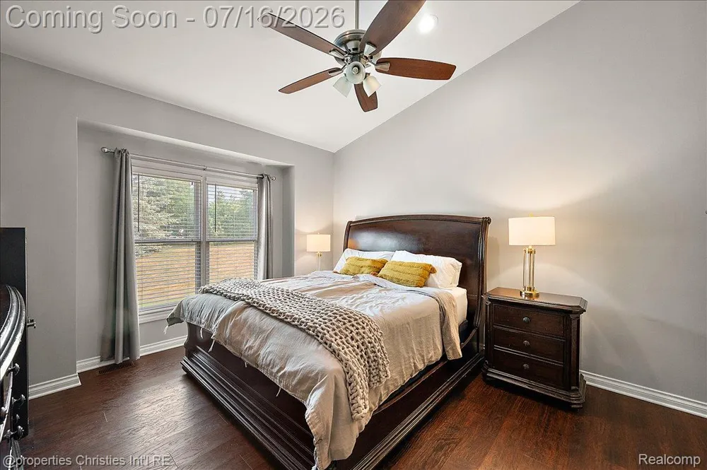 3181 Ivy Lane Grand Blanc Charter Township, MI 48439