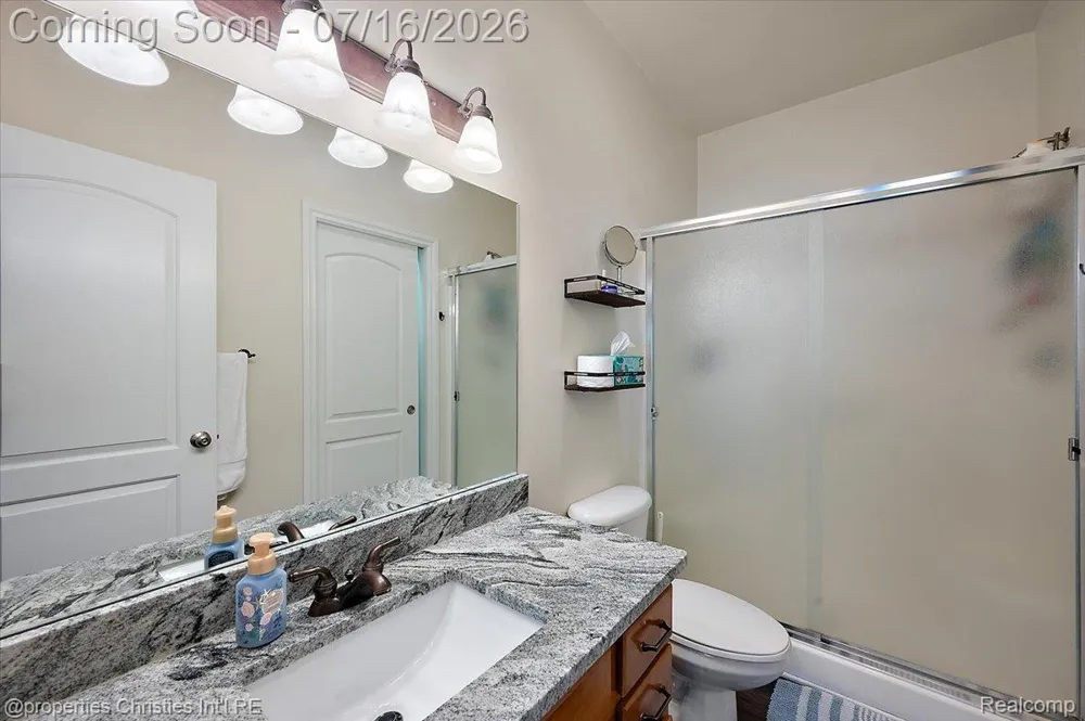3181 Ivy Lane Grand Blanc Charter Township, MI 48439