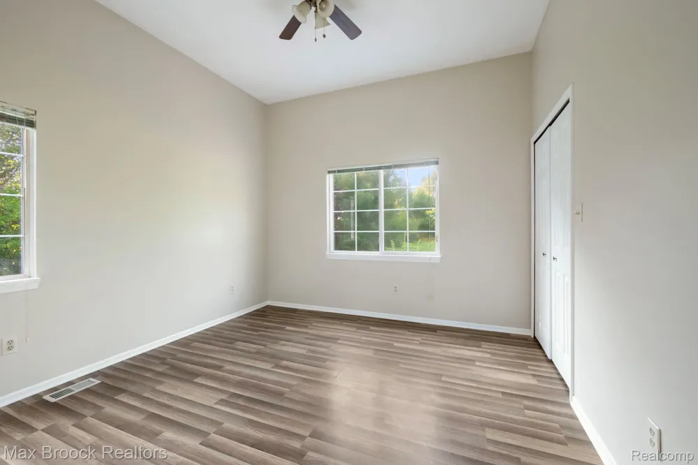 2165 Oakwood Road Brandon Charter Township, MI 48462