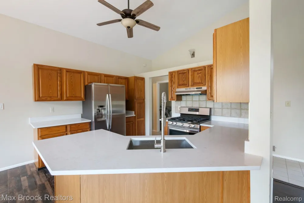 2165 Oakwood Road Brandon Charter Township, MI 48462