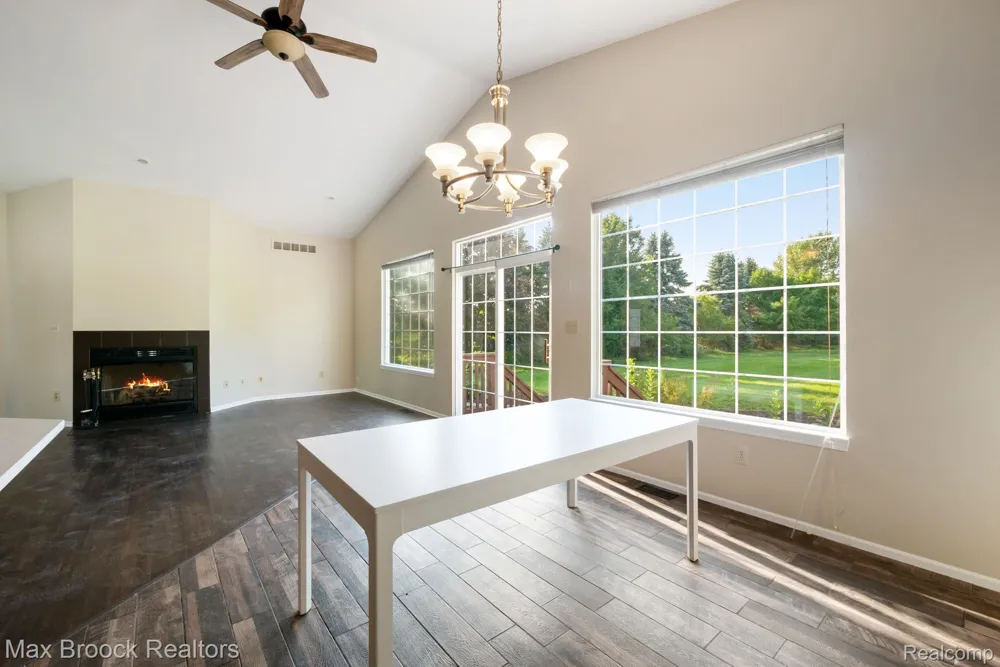 2165 Oakwood Road Brandon Charter Township, MI 48462