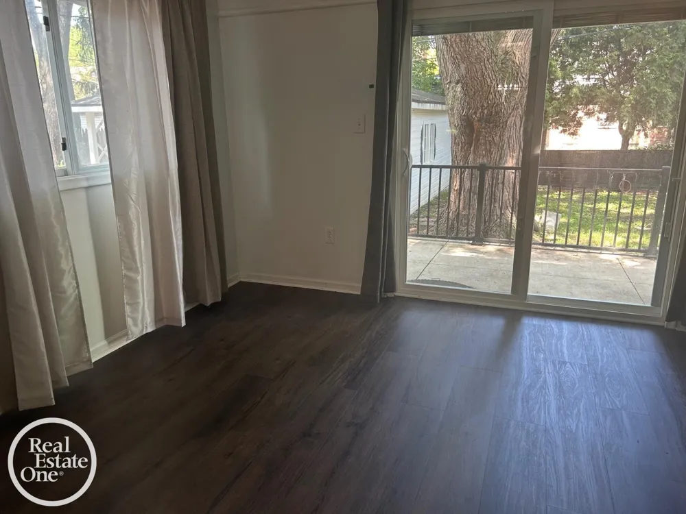 463 Bournemouth Circle Grosse Pointe Farms City, MI 48236