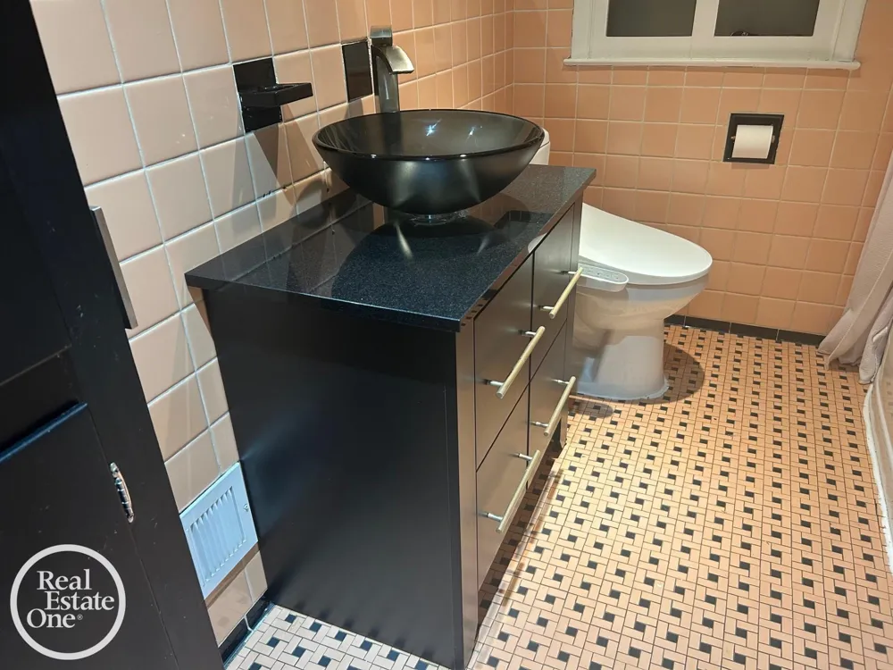 463 Bournemouth Circle Grosse Pointe Farms City, MI 48236