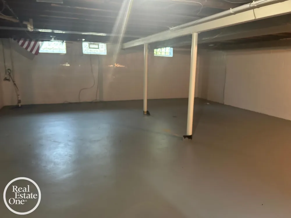 463 Bournemouth Circle Grosse Pointe Farms City, MI 48236