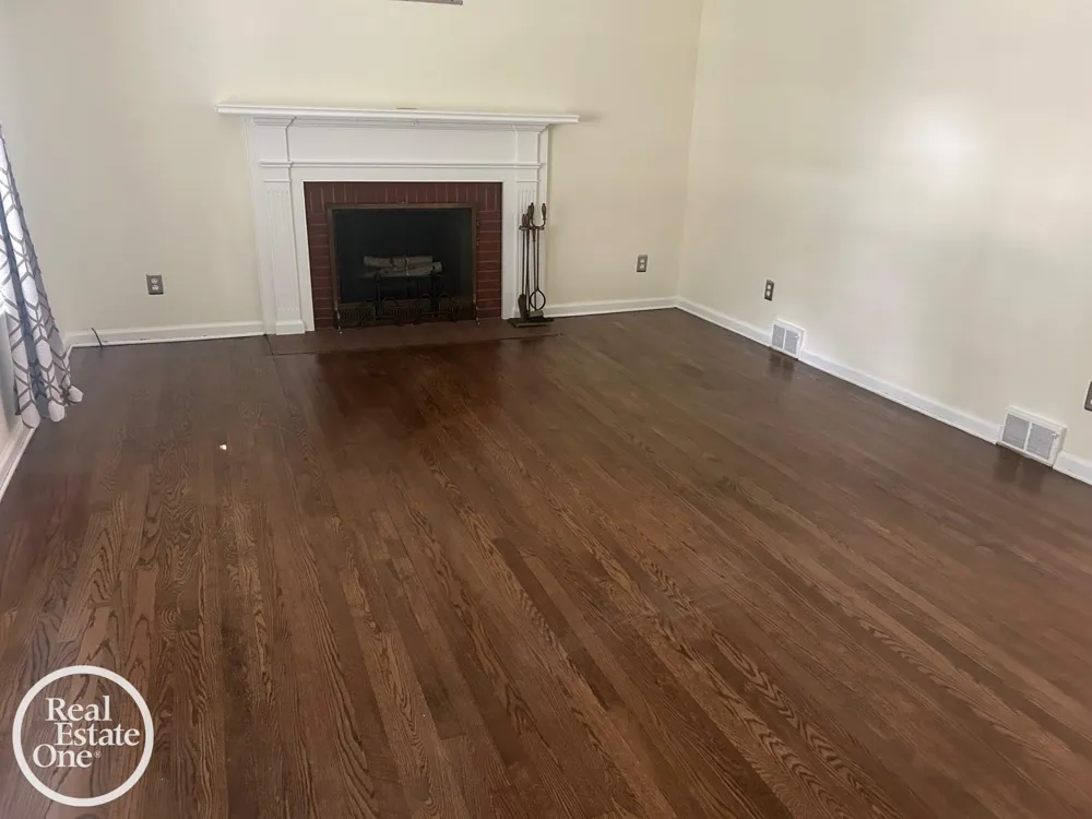 463 Bournemouth Circle Grosse Pointe Farms City, MI 48236