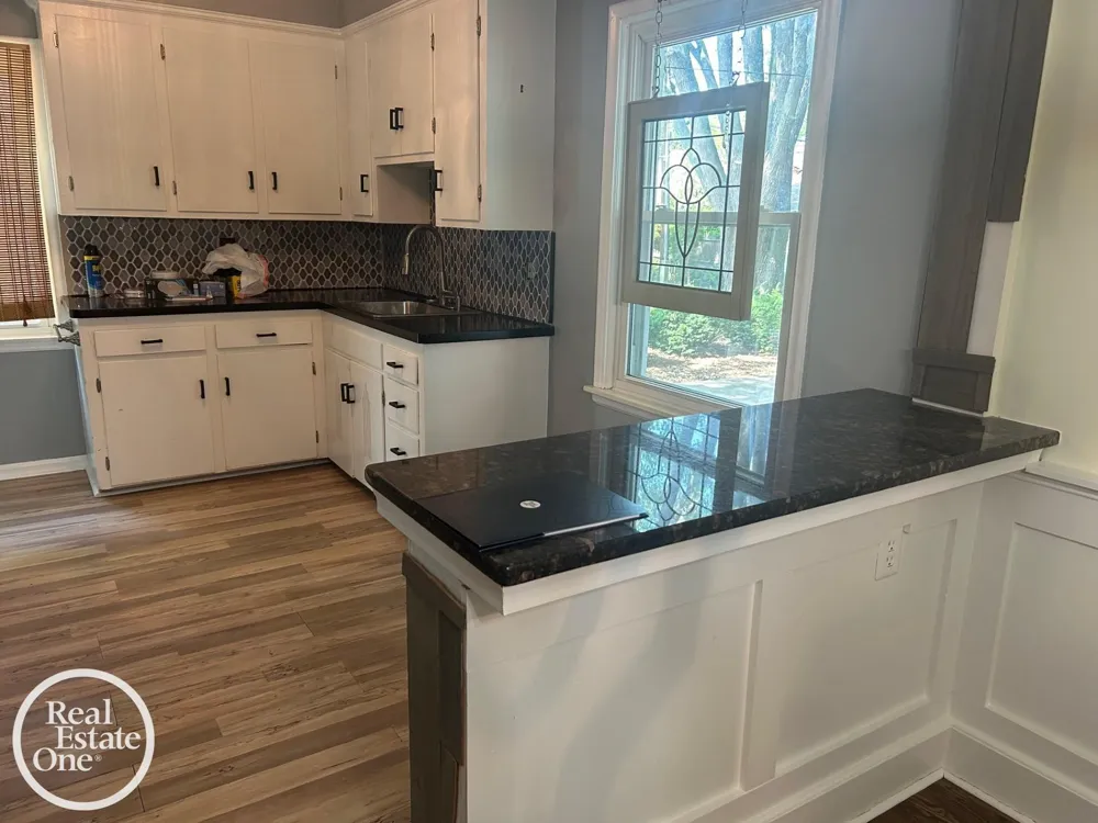 463 Bournemouth Circle Grosse Pointe Farms City, MI 48236