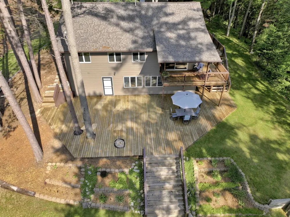 23581 210th Avenue Burdell Township, MI 49688