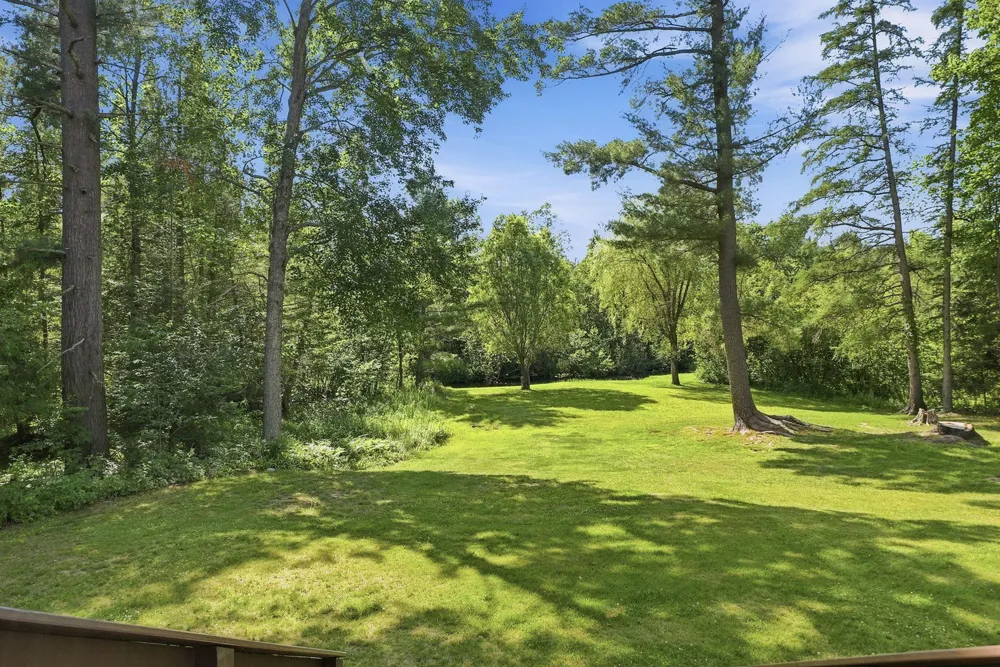 23581 210th Avenue Burdell Township, MI 49688