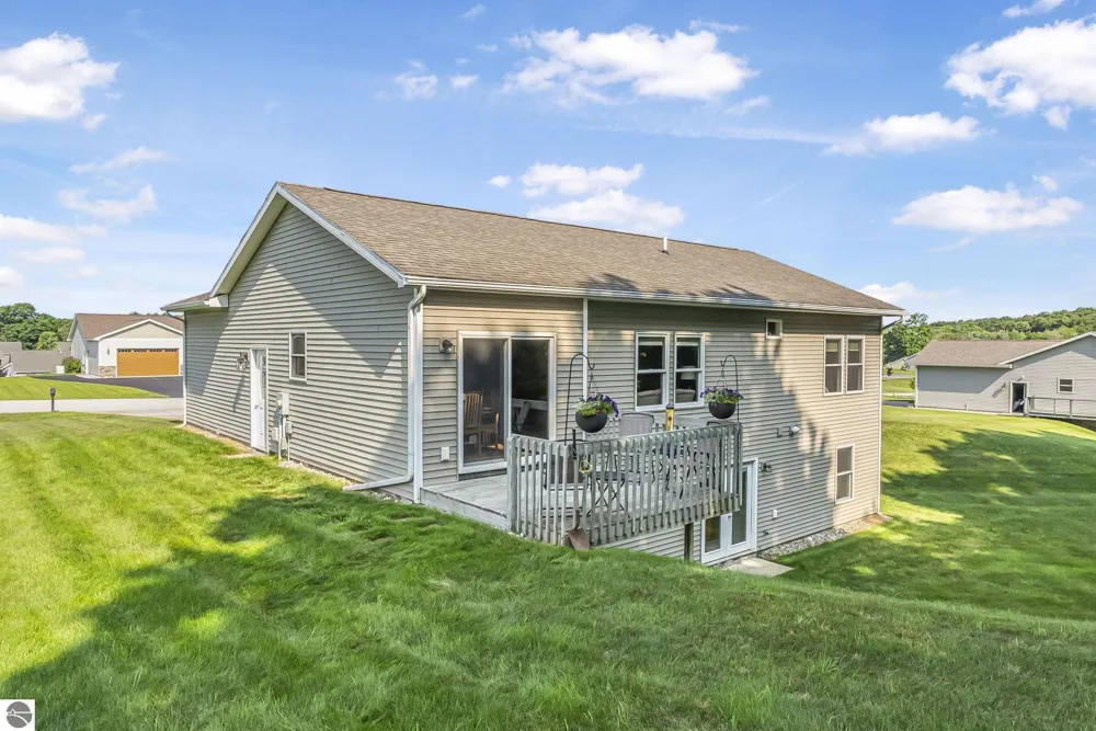 4592 Fairway Drive Long Lake Township, MI 49685