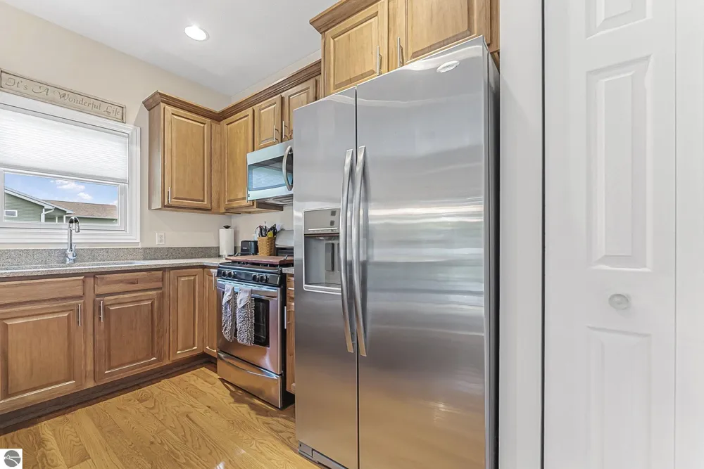 4592 Fairway Drive Long Lake Township, MI 49685