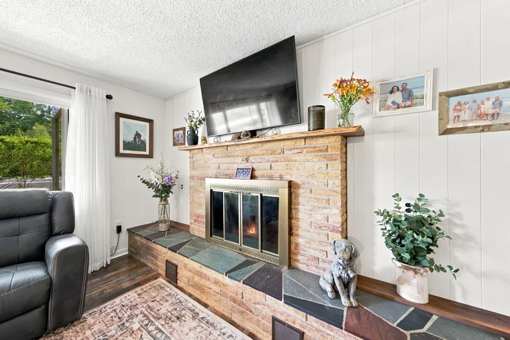 10581 E Grandview Road Elmwood Charter Township, MI 49684
