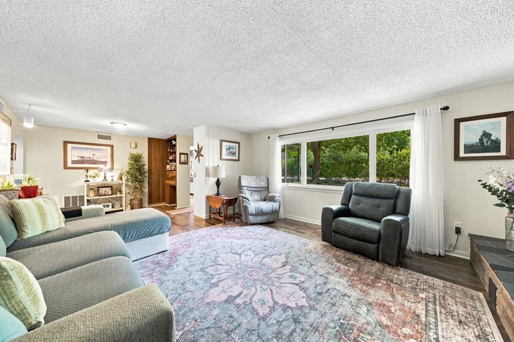 10581 E Grandview Road Elmwood Charter Township, MI 49684