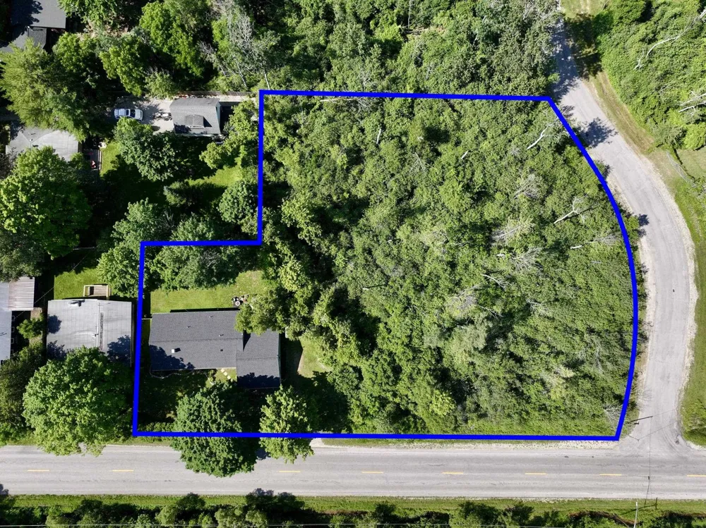 10581 E Grandview Road Elmwood Charter Township, MI 49684