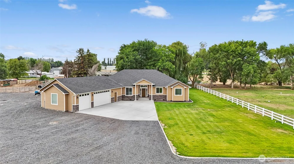 10875 Road 5.6 NE Moses Lake, WA 98837