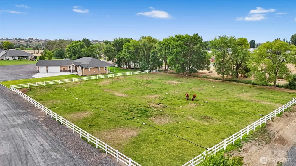 10875 Road 5.6 NE Moses Lake, WA 98837