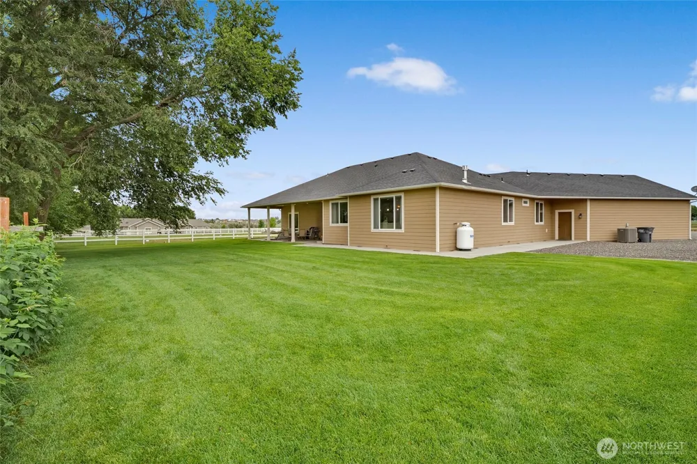 10875 Road 5.6 NE Moses Lake, WA 98837