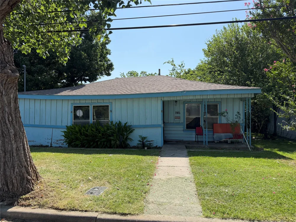 616 White Street Whitesboro, TX 76273