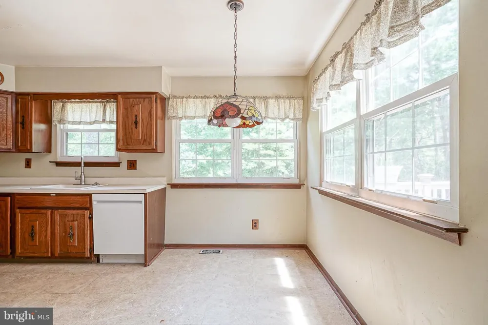 14 FLETCHER BOULEVARD Sicklerville, NJ 08081